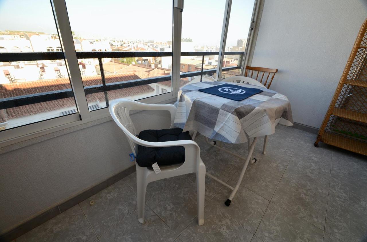 01 Calm Down And Relax Apartment Torrevieja Exterior photo